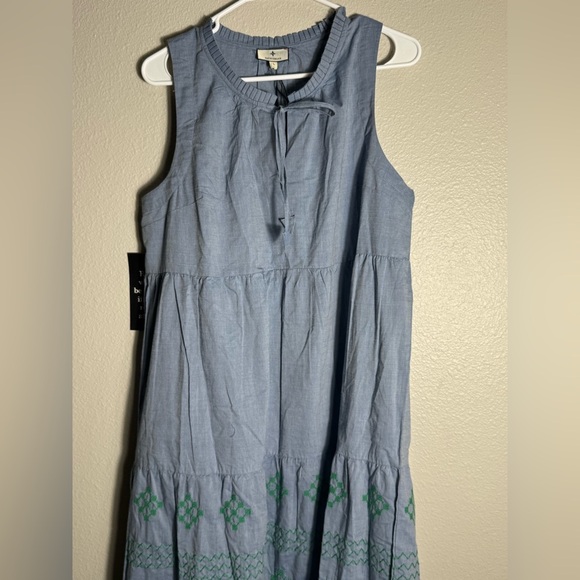 TNUCK BEACH Emerald Embroidered Chambray Salty Paloma Caftan size large - Picture 8 of 11